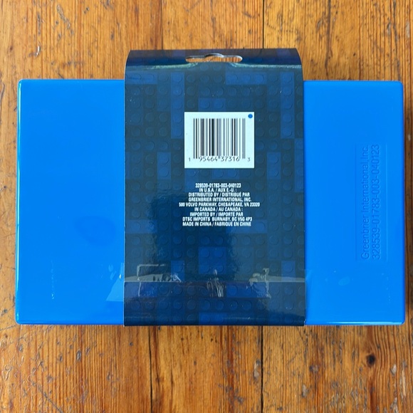 NWT MAKE-IT BLOCKS - Blocks Storage Case - RED Lid and BLUE Container Bottom - Picture 3 of 7